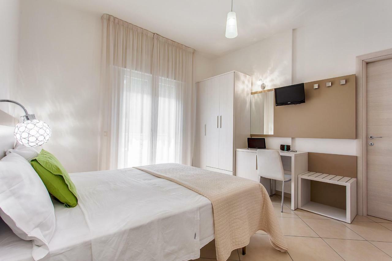 Anastasi Hotel E Residence Cervia Exterior photo